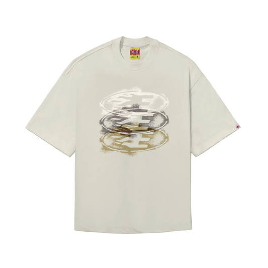 CAMISETA BOXY "STENCIL" OFF WHITE